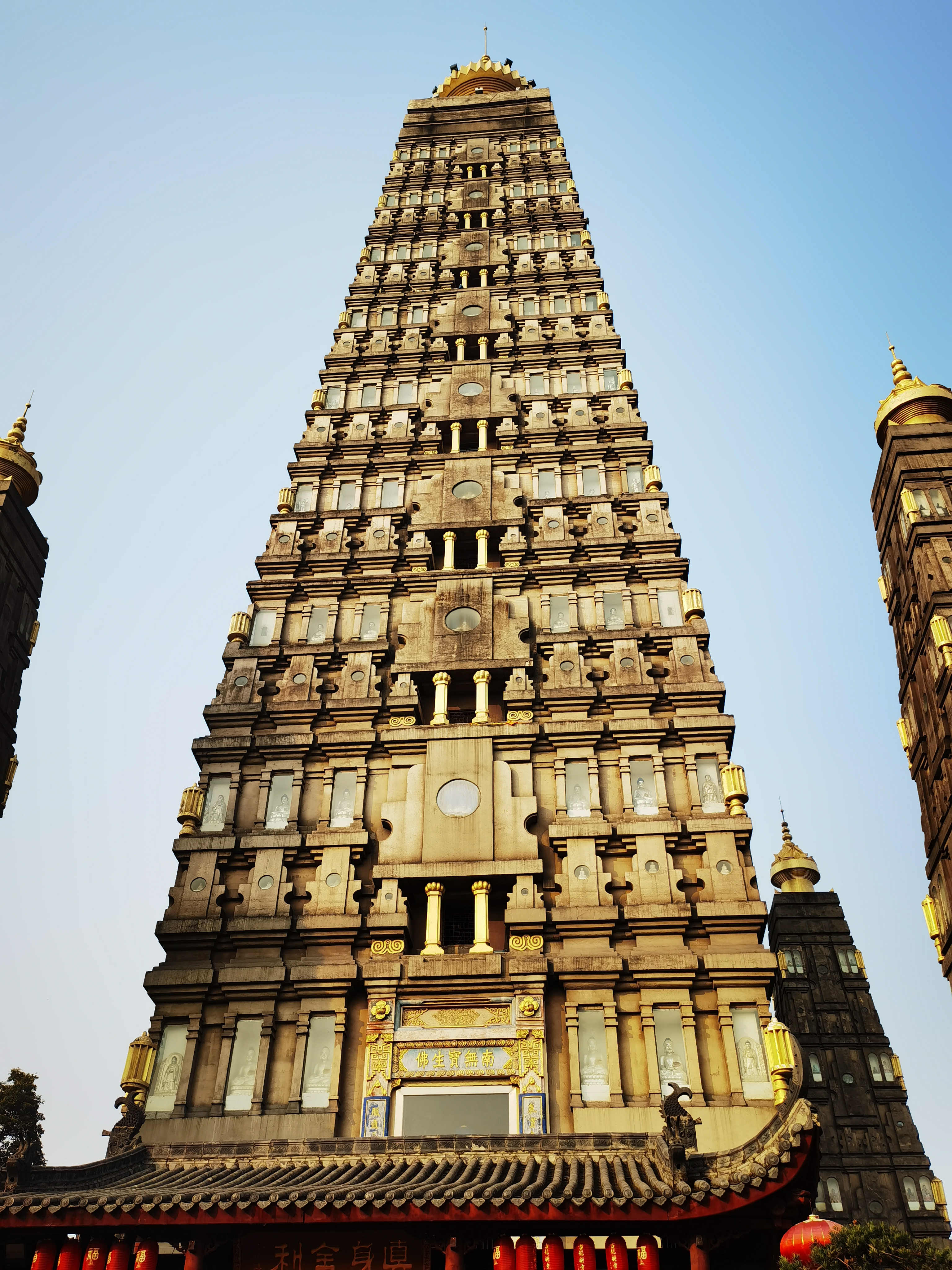 东南亚最高的舍利塔——彭州龙兴寺宝塔-图片1